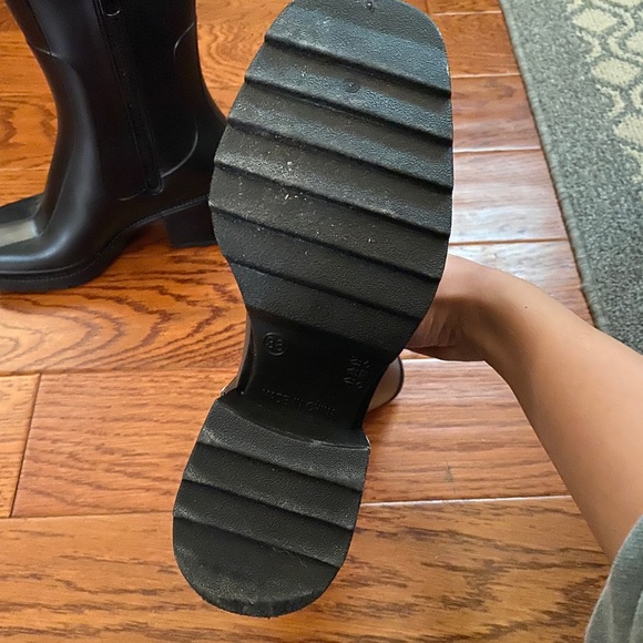 Black Square Toe Rainboots by Ploy - Picture 4 of 5